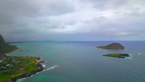 Aerial-video-of-Makapu'u-Beach-flying-towards-Mañana-Island-and-Kaohikaipu-Island-in-Oahu-Hawaii