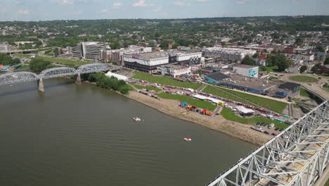 Aerial-view-of-Gliers-Goettafest-at-Newport-on-the-Levy,-in-Newport,-Kentucky