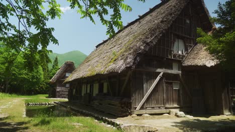 Traditional-Thatched-Village-House-In-Ogimachi-Located-In-Shirakawa-go