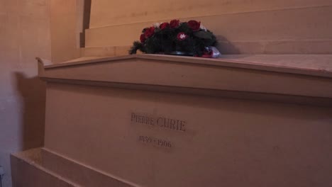 Tomb-of-Marie-and-Pierre-Curie-at-the-Pantheon-in-city-of-Paris,-France