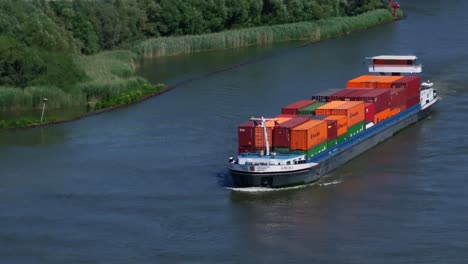 Container-Ship:-Amira-Sailing,-Zwijndrecht,-Netherlands