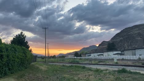 Painted-Skies:-A-Distance-View-of-Kamloops-Under-an-Inspiring-Sunset