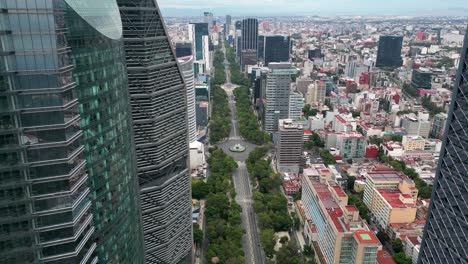 Aerial-panorama:-the-iconic-Paseo-de-la-Reforma-with-Diana-and-Angel-monuments-from-afar