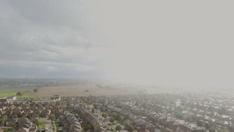 Time-lapse-of-low-clouds-over-a-residential-neighborhood-in-Toronto