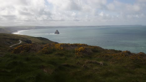 extra-wide-shots-of-the-Cornish-coastline-disappearing-in-the-distance-with-gull-rock