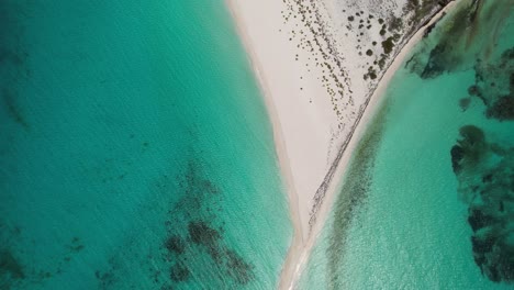 Aerial-view-of-sand-bank-surrounded-by-the-clear-waters-of-the-Caribbean-Sea