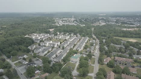 Aerial-Drone-View-of-houses-in-local-neighborhood