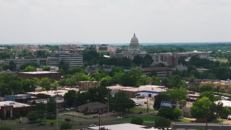 Little-Rock-City-And-Dome-Of-State-Capitol-Building-In-Arkansas,-USA