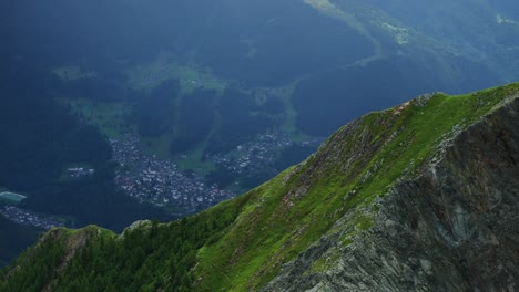 Berglandschaft-Des-Valmalenco-Tals-In-Der-Sommersaison