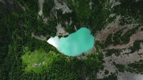 Amazing-Alpine-Lake-Lagazzuolo-in-Valmalenco-valley-of-Valtellina-in-summer-season,-Northern-Italy