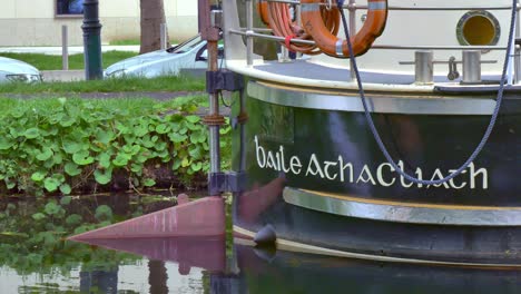 Das-Kanalboot-Restaurant-Baile-Atha-Cliath-Liegt-In-Der-Stadt-Dublin,-Irland