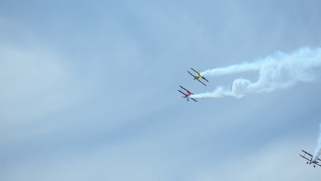 Spectacular-Stunts-at-Pacific-Gold-Coast-Air-Show