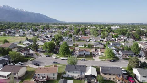 Real-Estate-Market-in-Residential-Suburban-Neighborhood-in-Ogden-City,-Utah
