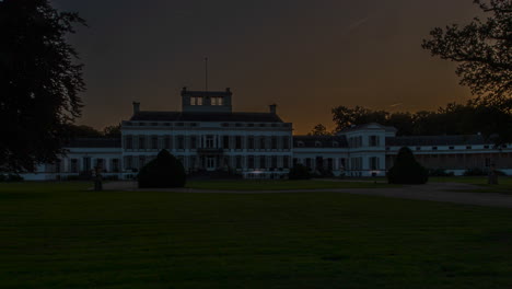 Beautiful-time-lapse-of-Soestdijk-Palace-with-the-sun-rising-behind-the-structure