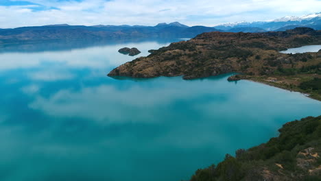 Lake-General-Carrera-in-patagonia