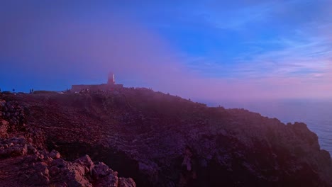 People-Enjoying-Foggy-Seascape-View-From-Cabo-De-San-Vicente-Headland-Of-Vila-Do-Bispo,-Portugal