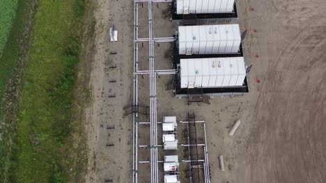 Luftaufnahme-Einer-Pumpstation-Im-Kanadischen-Öl--Und-Gassektor