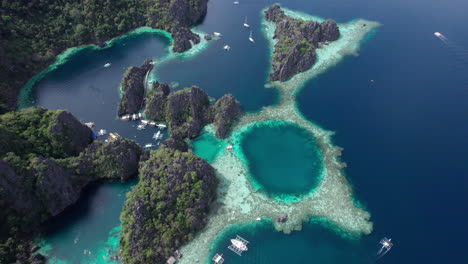 Aerial-perspective-of-Coron,-Palawan's-famous-Twin-Lagoon