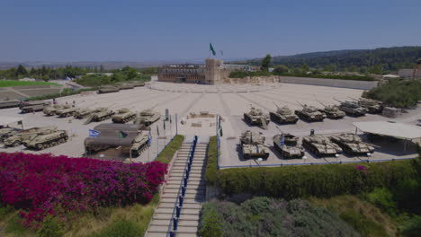 Sitio-Conmemorativo-Y-Museo-De-Yad-Lashiryon-Para-La-Herencia-De-Los-Soldados-Caídos-Del-Ejército-Israelí-En-Las-Guerras.