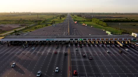 A-frontal-shot-of-the-30-lane-Peaje-Hudson-Toll-in-Buenos-Aires,-Argentina