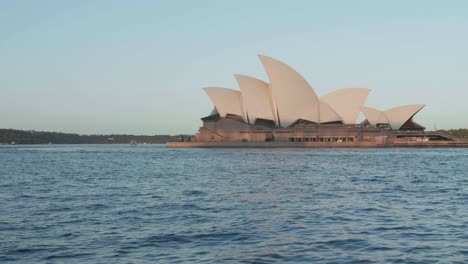 Sydney-Opera-House--In-Australia