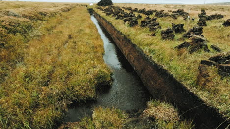 Peat-extraction-area-in-on-the-Isle-of-Islay