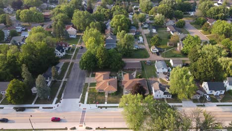 Drone-flies-through-southern-neighborhood
