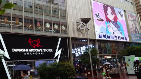 El-Centro-Comercial-Bailanzx-De-Shanghai-Nanjing-Road-Es-Famoso-Por-Sus-Productos-De-Anime.