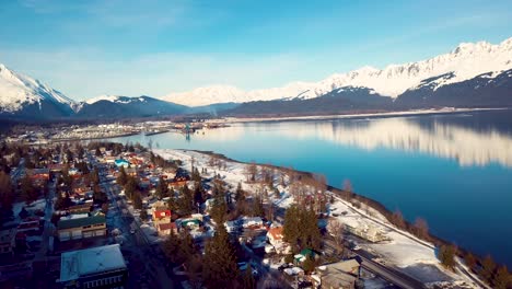 4K-Drone-Video-of-Homes-in-Seward,-Alaska-During-Winter