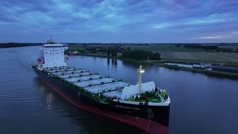 A-ship-Vega-Daytona-is-sailing-through-the-waters-of-the-Dortse-Kil-River,-Netherlands