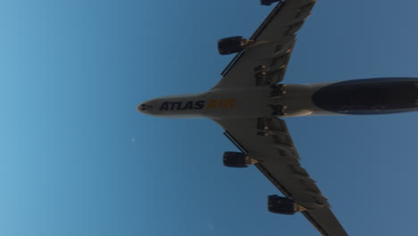 A-cargo-Boeing-747-arrives-at-Los-Angeles-International-Airport