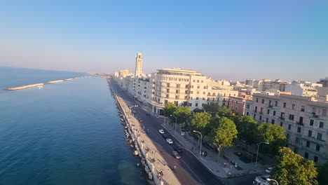 Panoramablick-Von-Der-Küstenstraße-Largo-Luigi-Giannella-In-Bari,-Apulien,-Italien