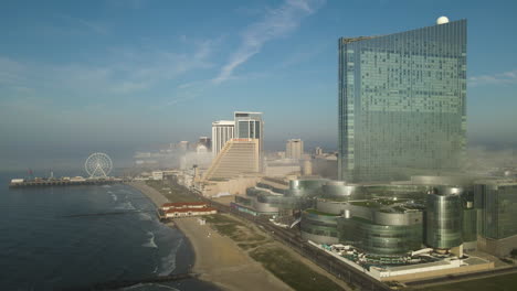 Hotels-and-Casinos-on-Beach-in-Atlantic-City,-New-Jersey,-U