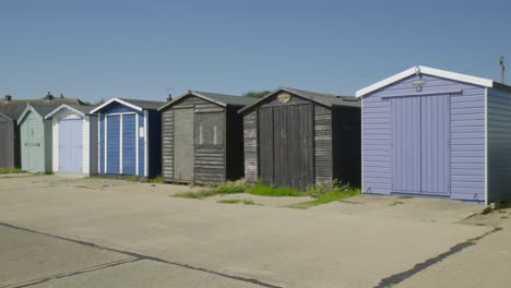 Sunny-day-at-Harwich-beach-cabins