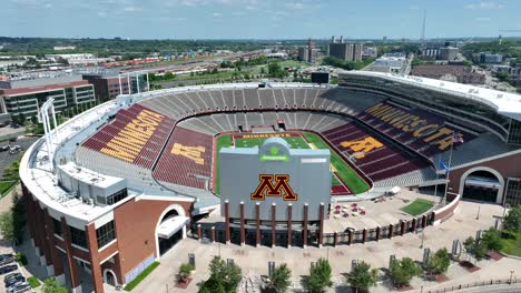 University-of-Minnesota-Huntington-Bank-Stadium
