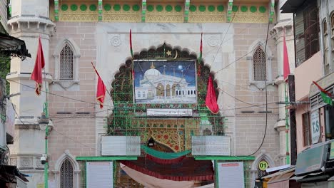 ancient-Sufi-Tomb-of-sufi-saint-Khawaja-Moinuddin-Chishti-dargah-with-people-visiting-at-day-video-is-taken-at-Khwaja-Gharib-Nawaz-Dargah-Sharif-at-ajmer-rajasthan-india-on-Aug-19-2023