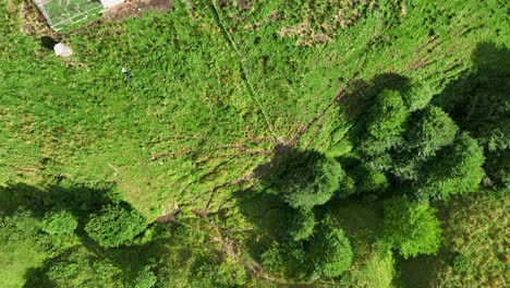 aerial-footage-of-a-village-in-a-mountain,-Sinaia,-Romania