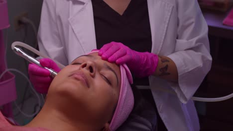 Close-up-of-a-woman-facial-care-treatment-at-a-spa