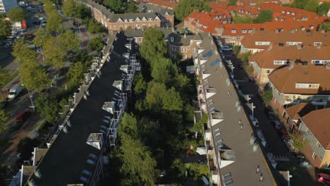 Amsterdam-Noord-Vogelbuurt-Wohnhäuser-Und-Wohnblöcke