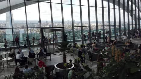 Panoramic-view-from-the-Sky-Garden-in-London,-England,-UK,-Europe