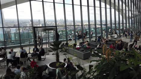 Panoramic-view-from-the-Sky-Garden-in-London,-England,-UK,-Europe