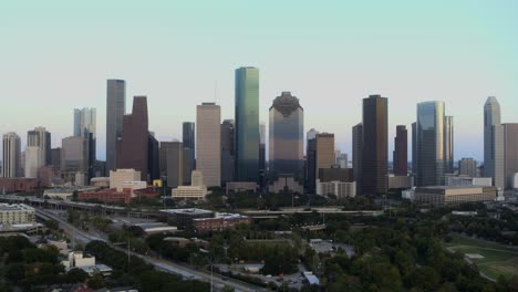 Establishing-shot-of-downtown-Houston,-Texas-and-surrounding-landscape