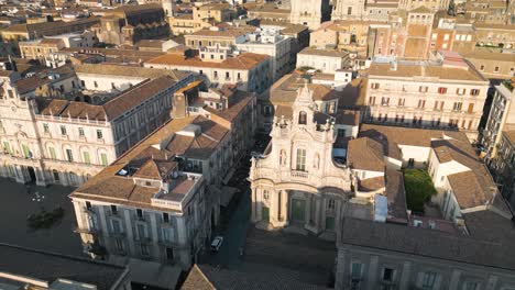 Basílica-Colegiada-En-Catania,-Sicilia,-Italia