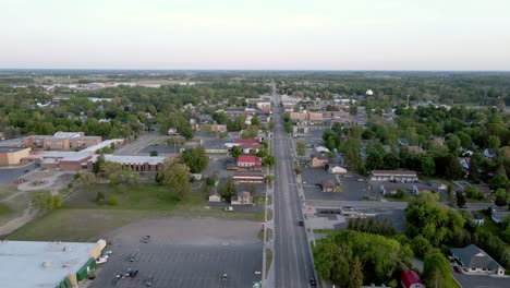 Iconic-Clare-township-in-USA,-Michigan,-aerial-ascend-view