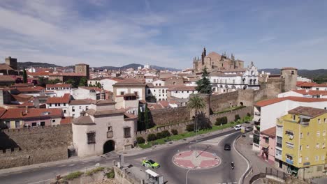 Aerial:-historic-walls-of-Plasencia,-Spain,-showcasing-architectural-heritage