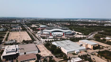 Hyperlapse-FPS-4K-Dachkuppel-Drohnenaufnahme-Der-IG-Investors-Group-Field-University-Of-Manitoba-Winnipeg-Blue-Bombers-Fußball--Und-Fußballkonzertstadion-Arena-In-Kanada
