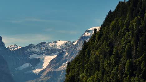 Montaña-Tödi-En-Los-Alpes-Suizos-De-Glarnerland-Revelada-Con-Un-Disparo-De-Drone