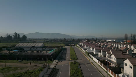 Santiago-Chile-Padre-Hurtado-municipal-streets-and-houses