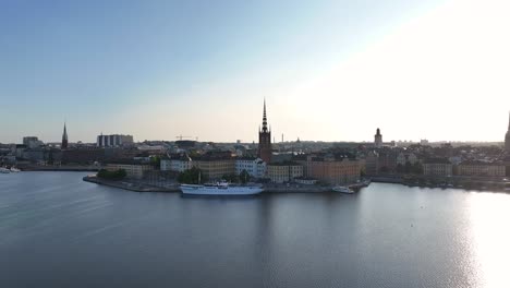 Riddarholmen-small-islet-in-central-Stockholm-with-historic-buildings