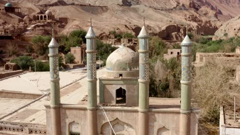 Tuyoq-valley-main-muslim-mosque-near-Turpan-in-Xinjiang,-China